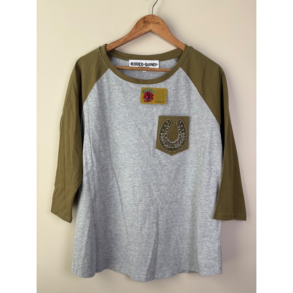 Rodeo Quincy Womens XL Gray Olive Green Beaded Horseshoe Raglan T-Shirt NWT